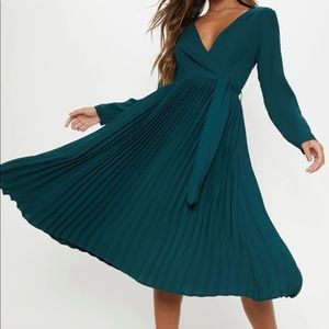 Emerald green midi dress, size small